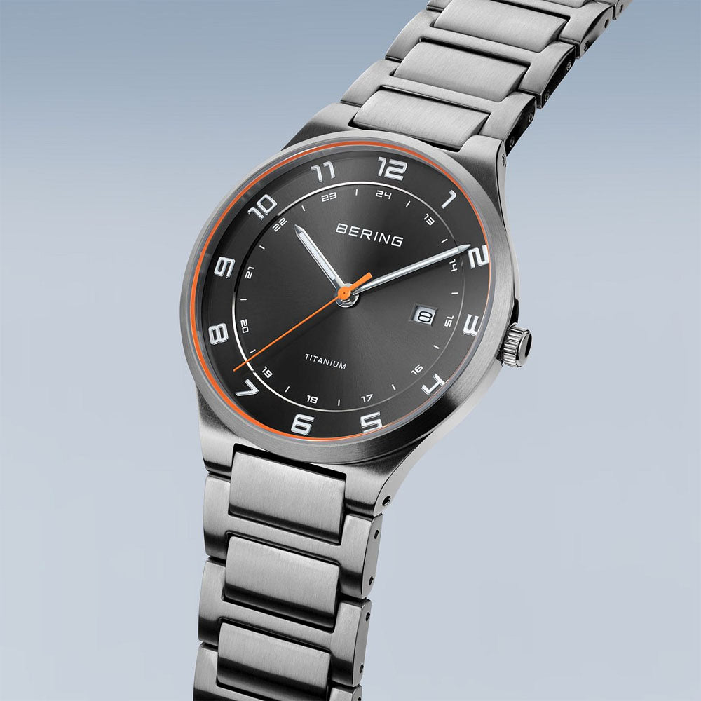 BERING Titanium Herrenuhr