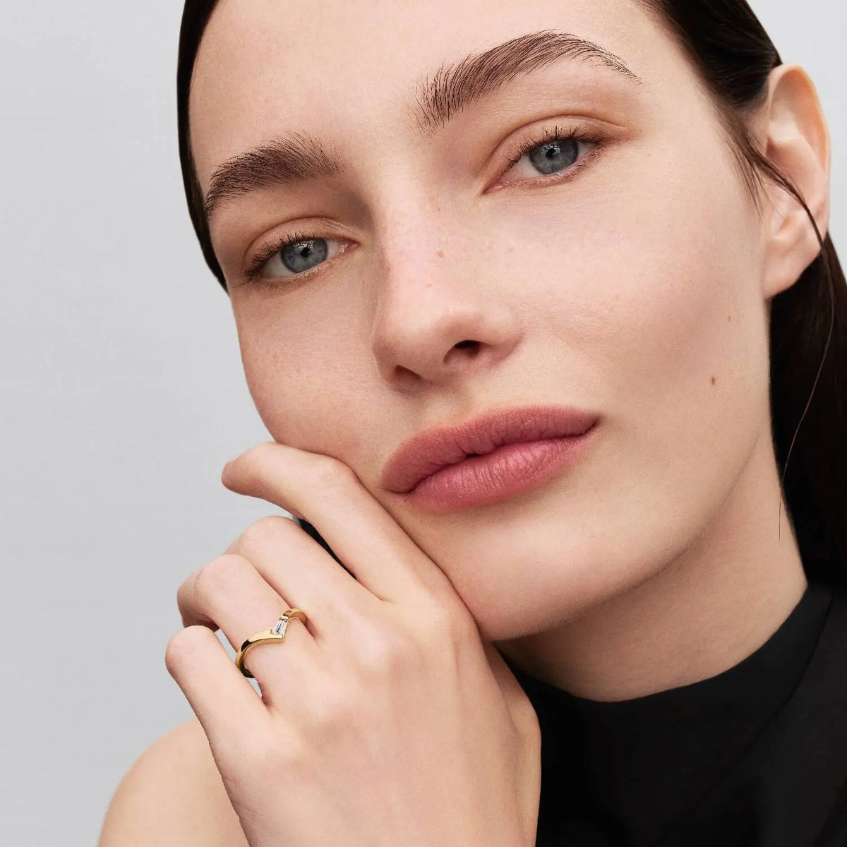 Pandora Tiara Baguette Ring