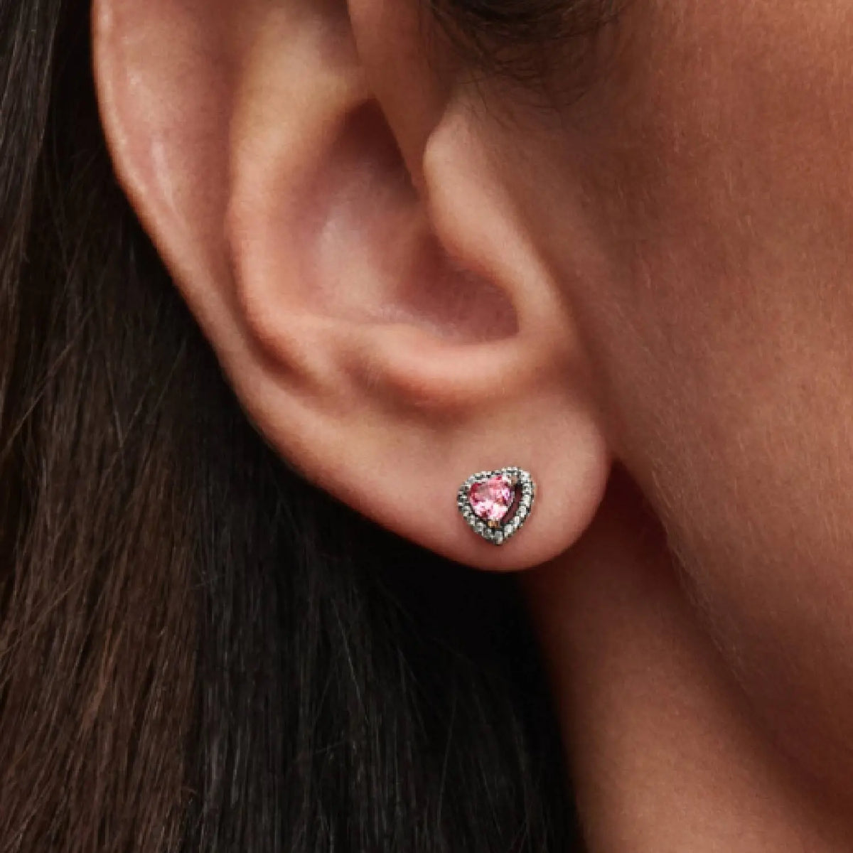 Pandora Erhabenes Rosafarbenes Herz Ohrstecker