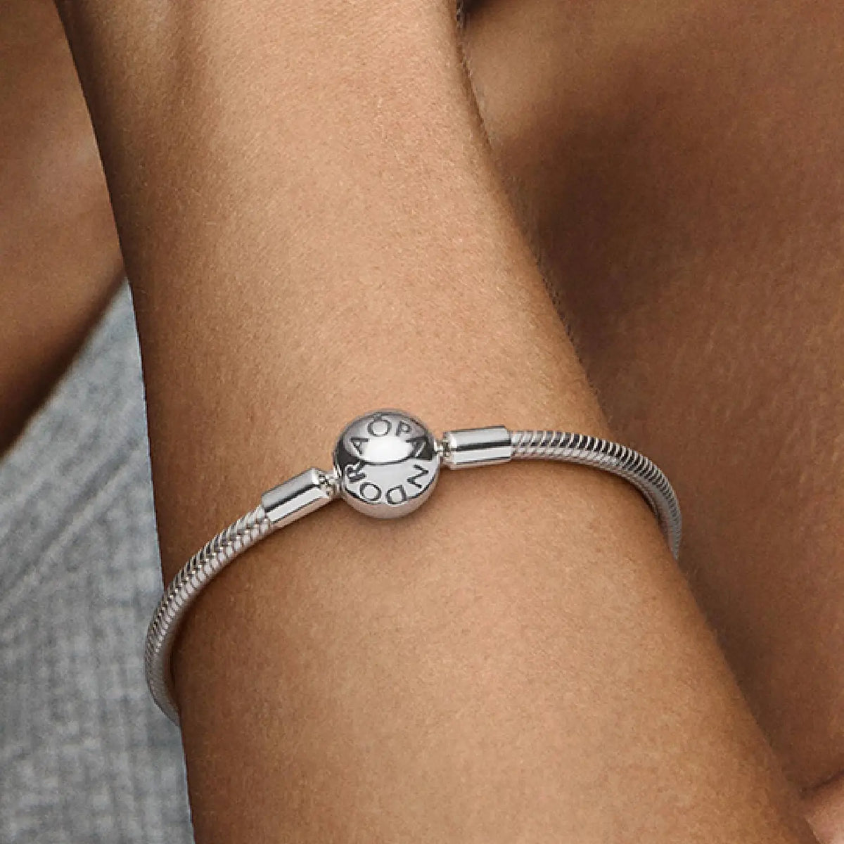 Pandora Moments Schlangen-Gliederarmband