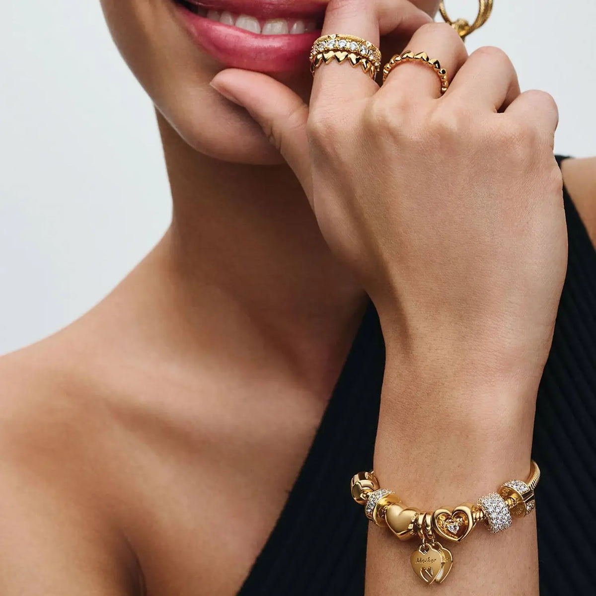 Pandora Moments Klarer Pavé Clip-Charm