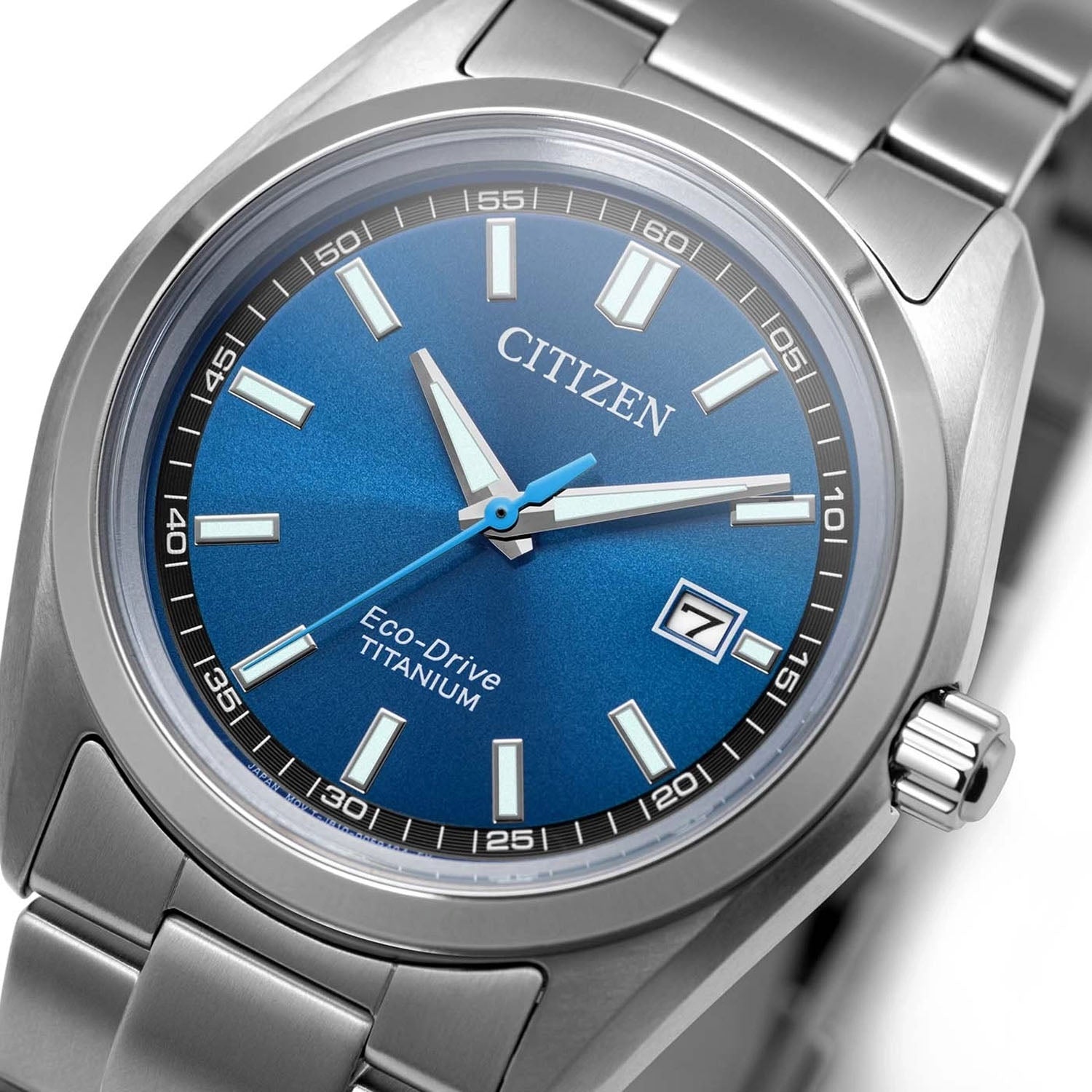 CITIZEN Super Titanium™ Eco-Drive Herrenuhr