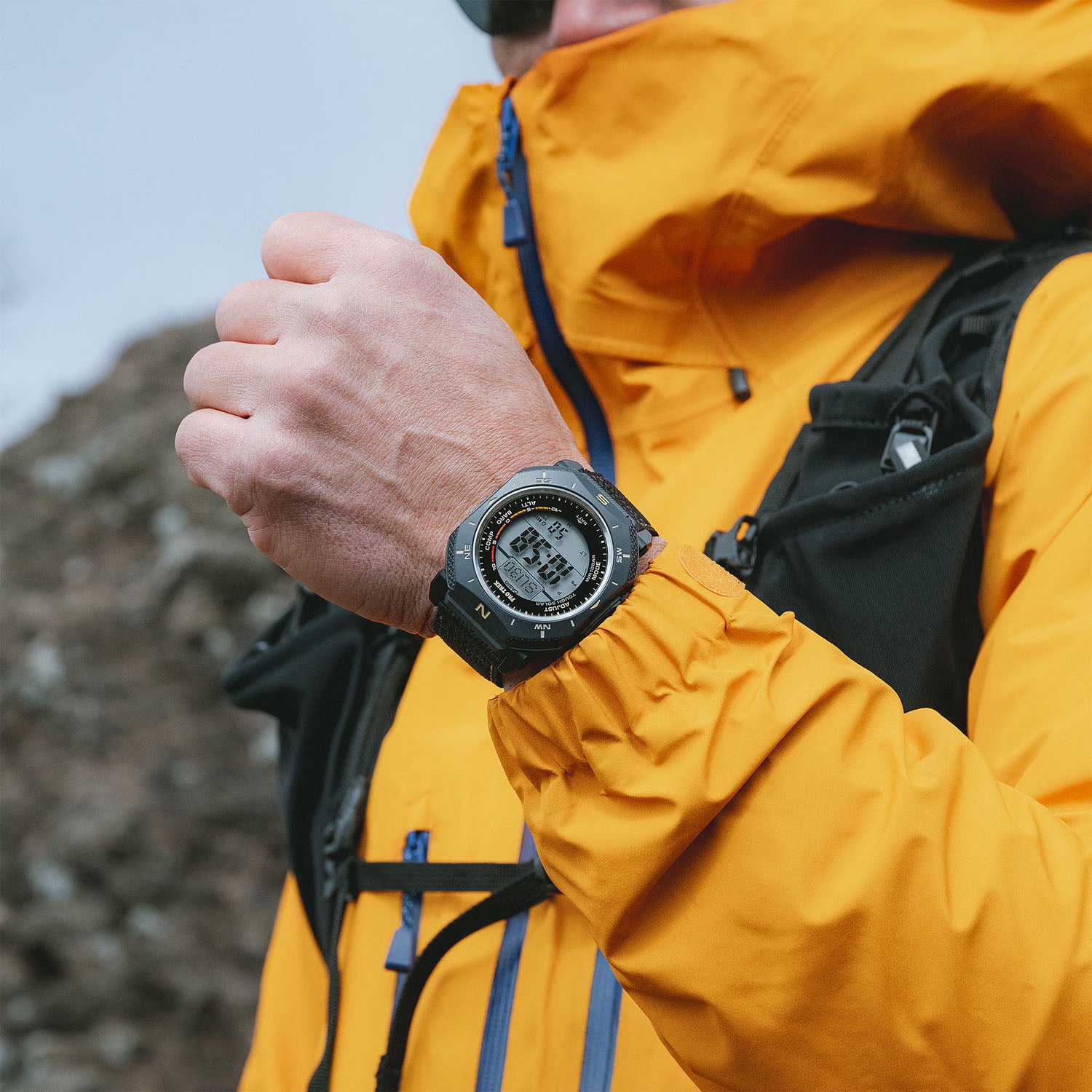 CASIO PRO TREK Solar Herrenuhr