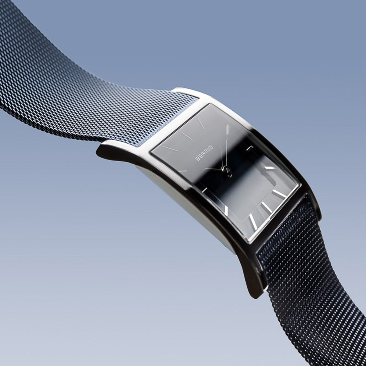 10426-307-S_Frontcross