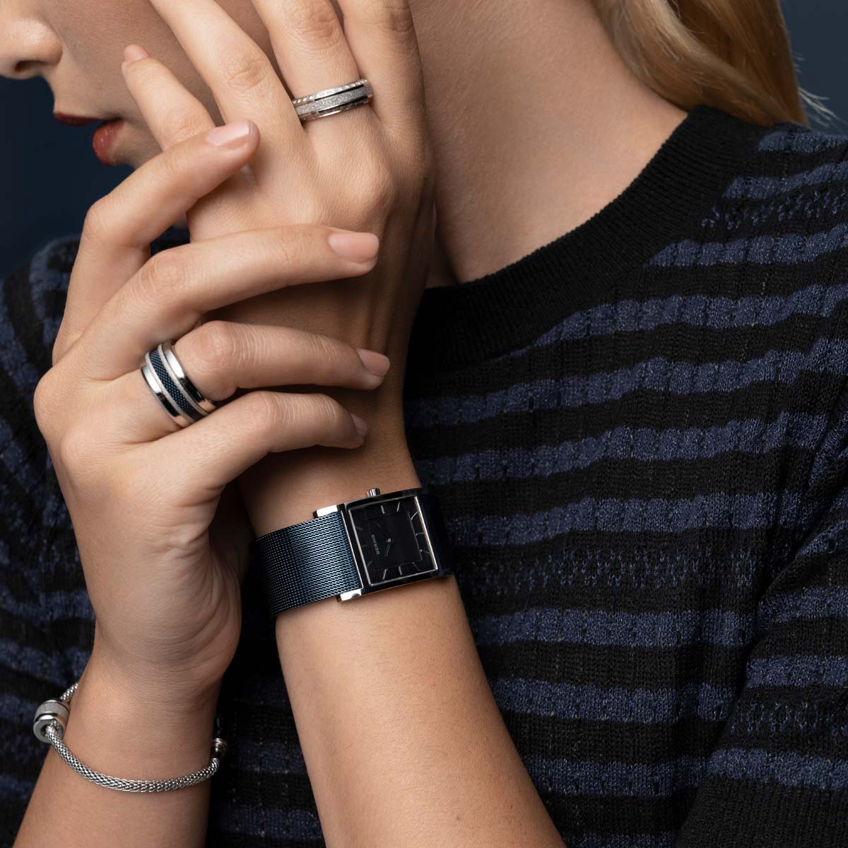 10426-307-S_Styleshot_2