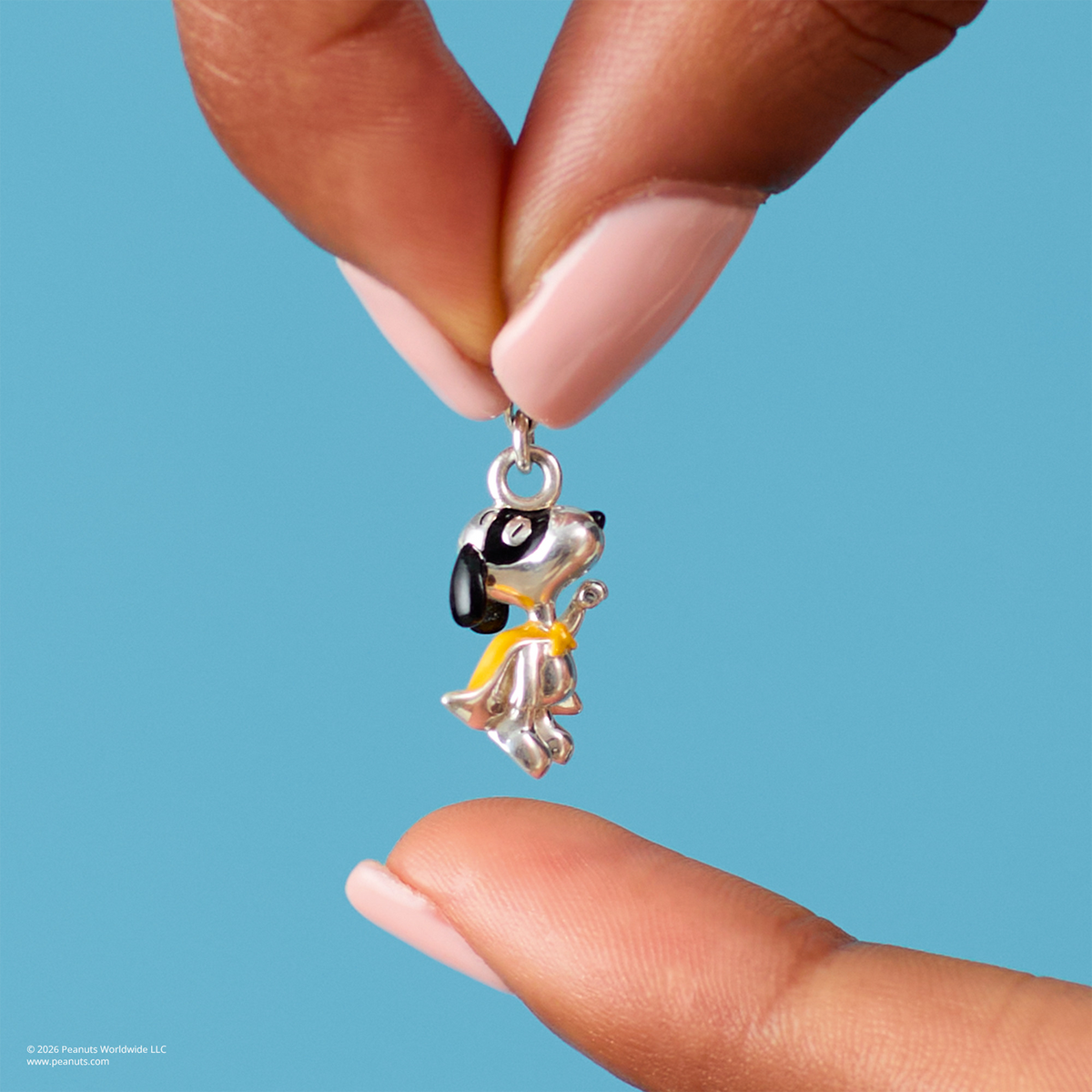Thomas Sabo Peanuts™ Charm Snoopy als Superheld – Original