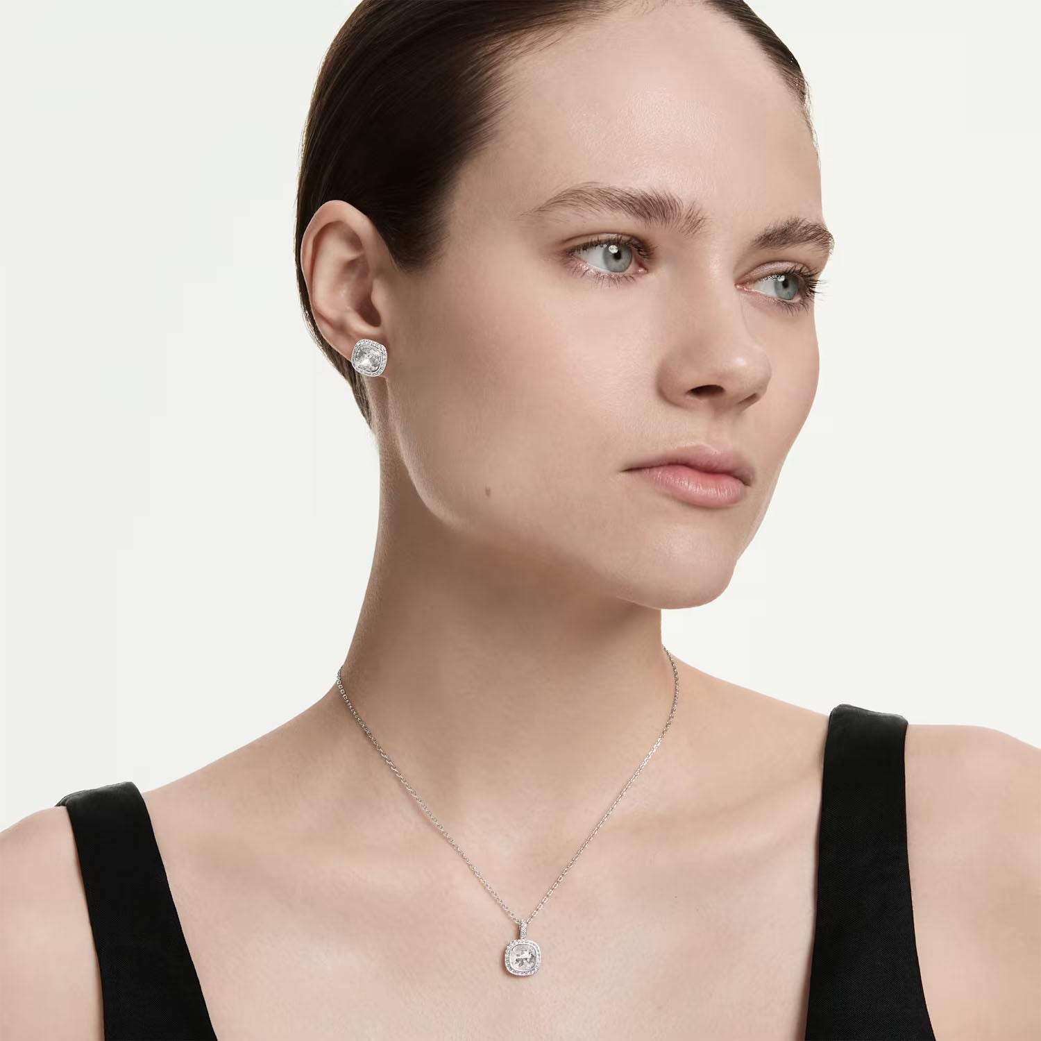 Swarovski Una Angelic Set Halskette und Ohrstecker Kissenschliff