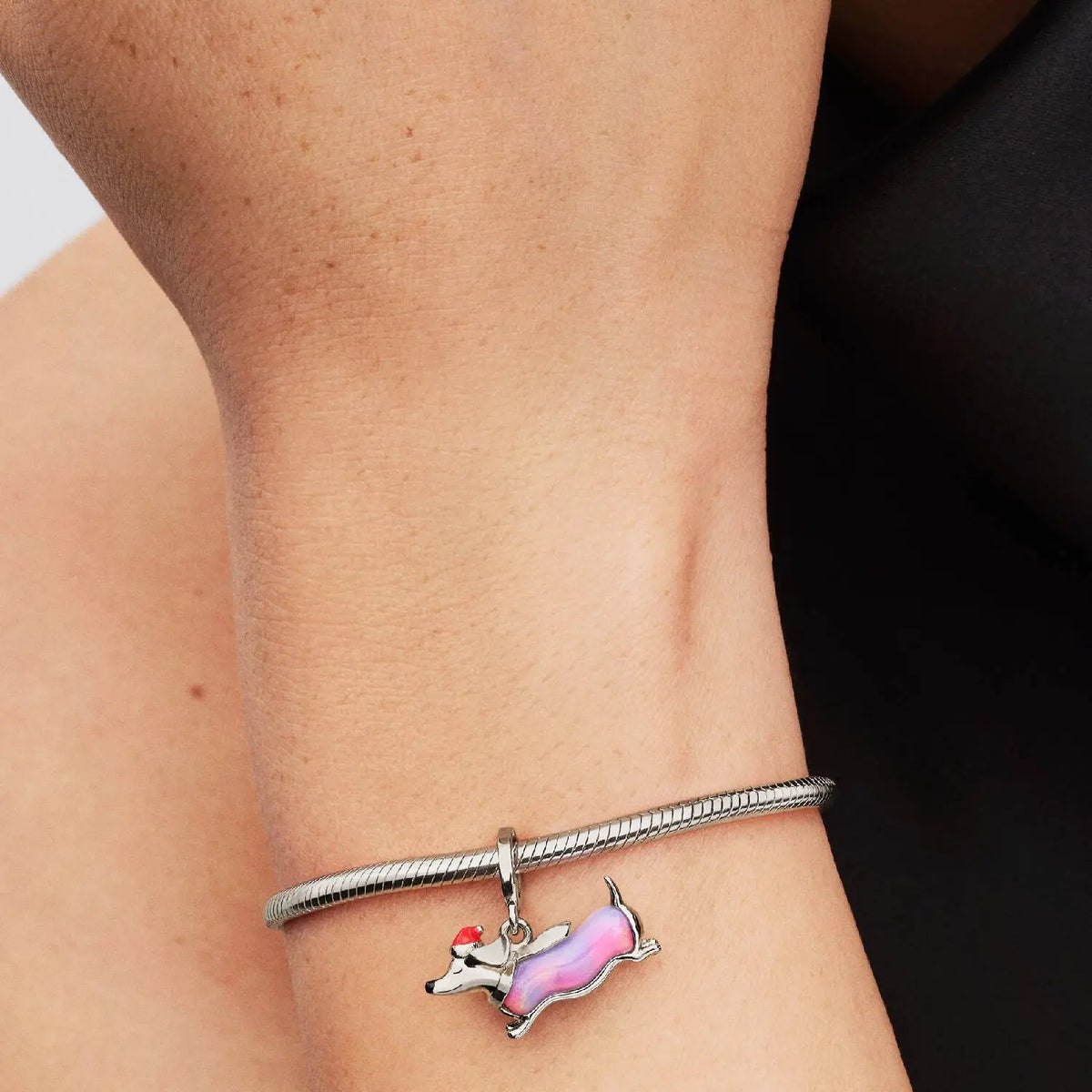 Pandora Weihnachts-Dackel Charm-Anhänger