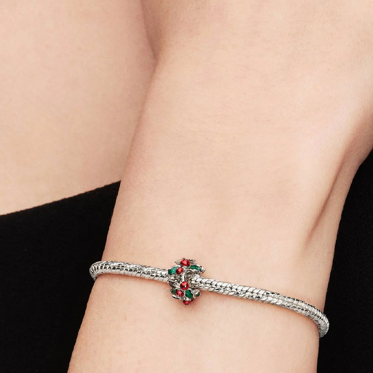 Pandora Moments Weihnachtliche Stechpalme Charm