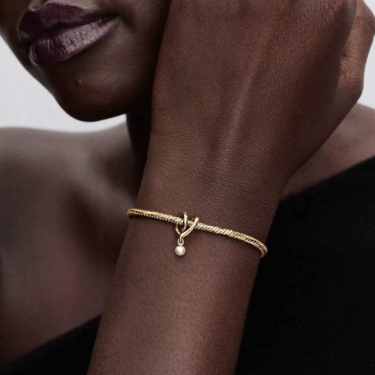 Pandora Eingehülltes Herz Charm