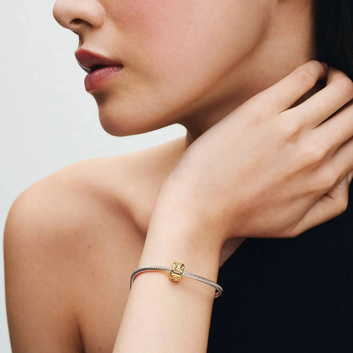 Pandora Moments Liebesknoten Clip-Charm