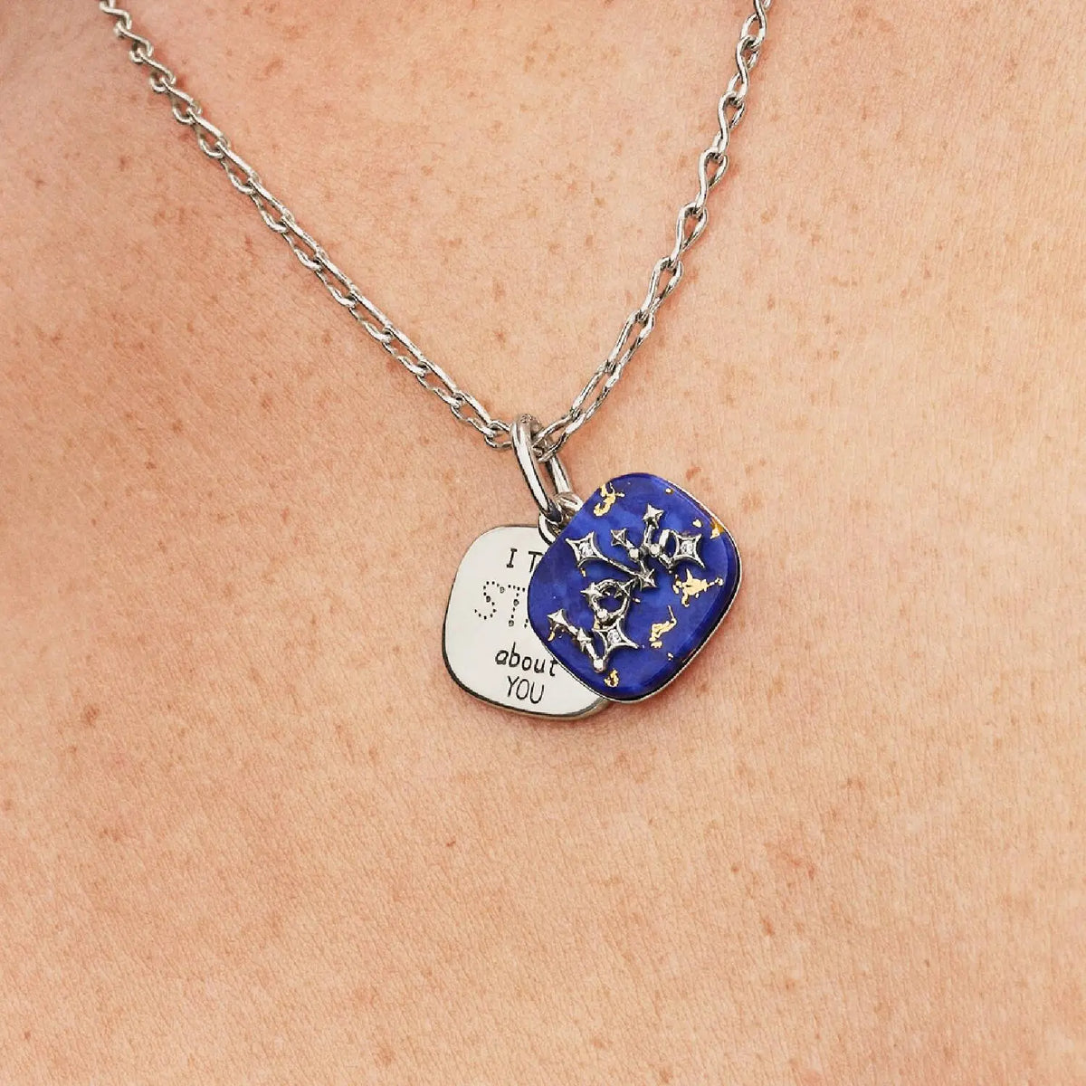 Pandora Moments Blaues Liebes-Sternbild Charm-Anhänger