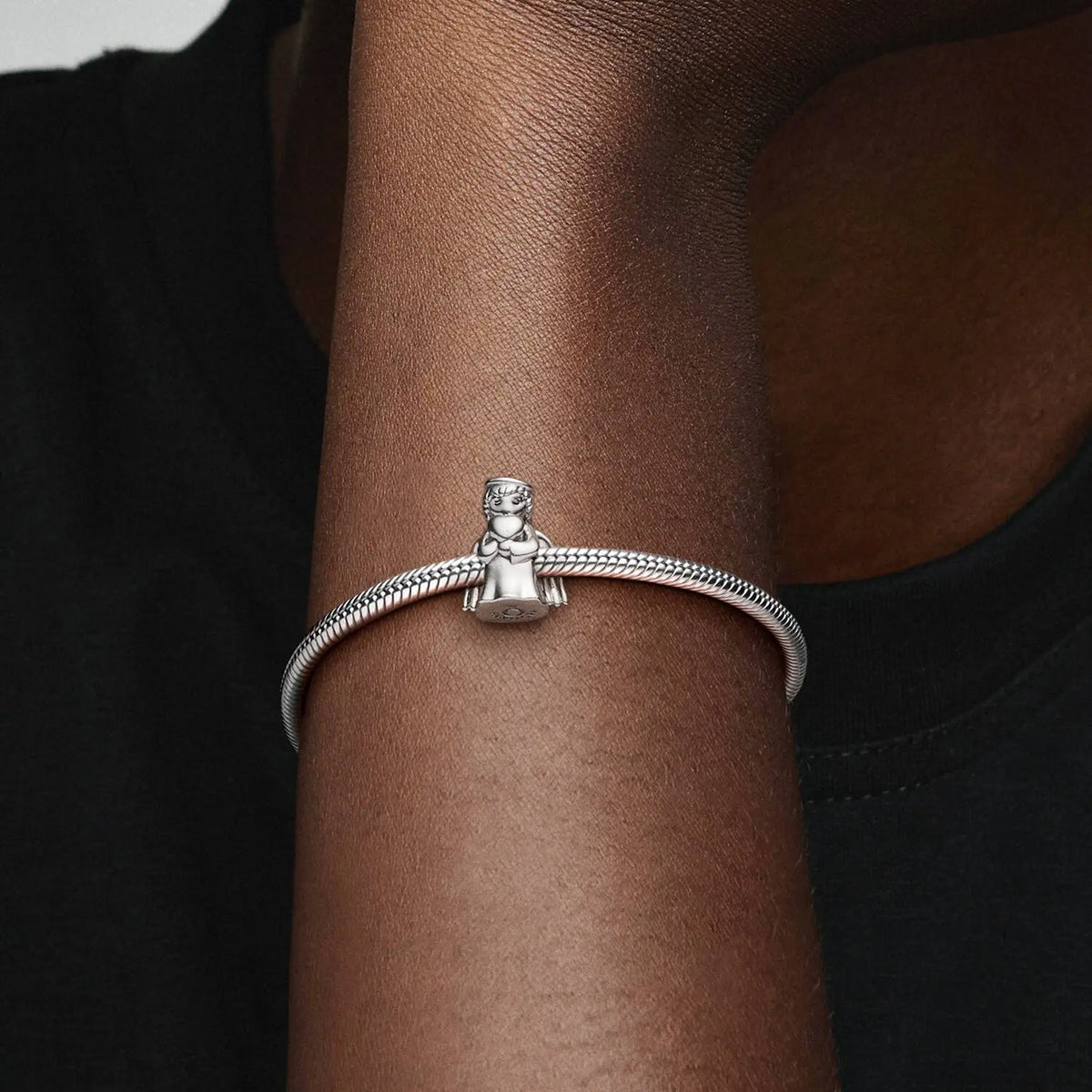 Pandora Moments Engel der Liebe Charm