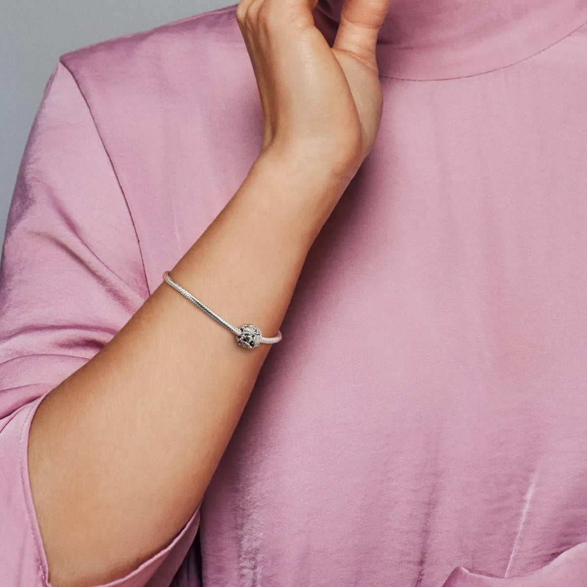 Pandora Moments Seestern, Muschel und Herzen Charm