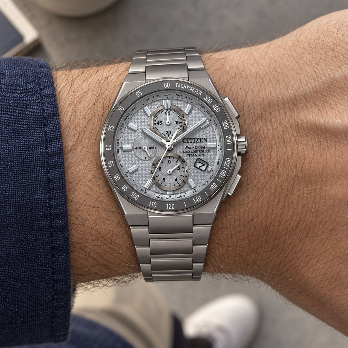 AT8391-52H getragen [KI]