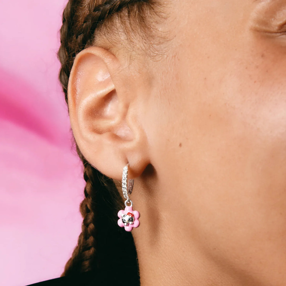 Thomas Sabo Hello Kitty Blume Single-Creole mit Zirkoniasteinen